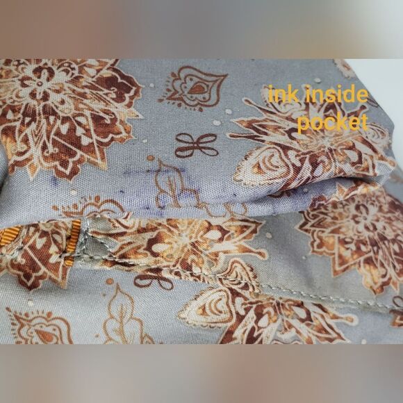 Hobo Blaze Convertible Bucket Bag Backpack in Gold Metallic Leather - Picture 9 of 16